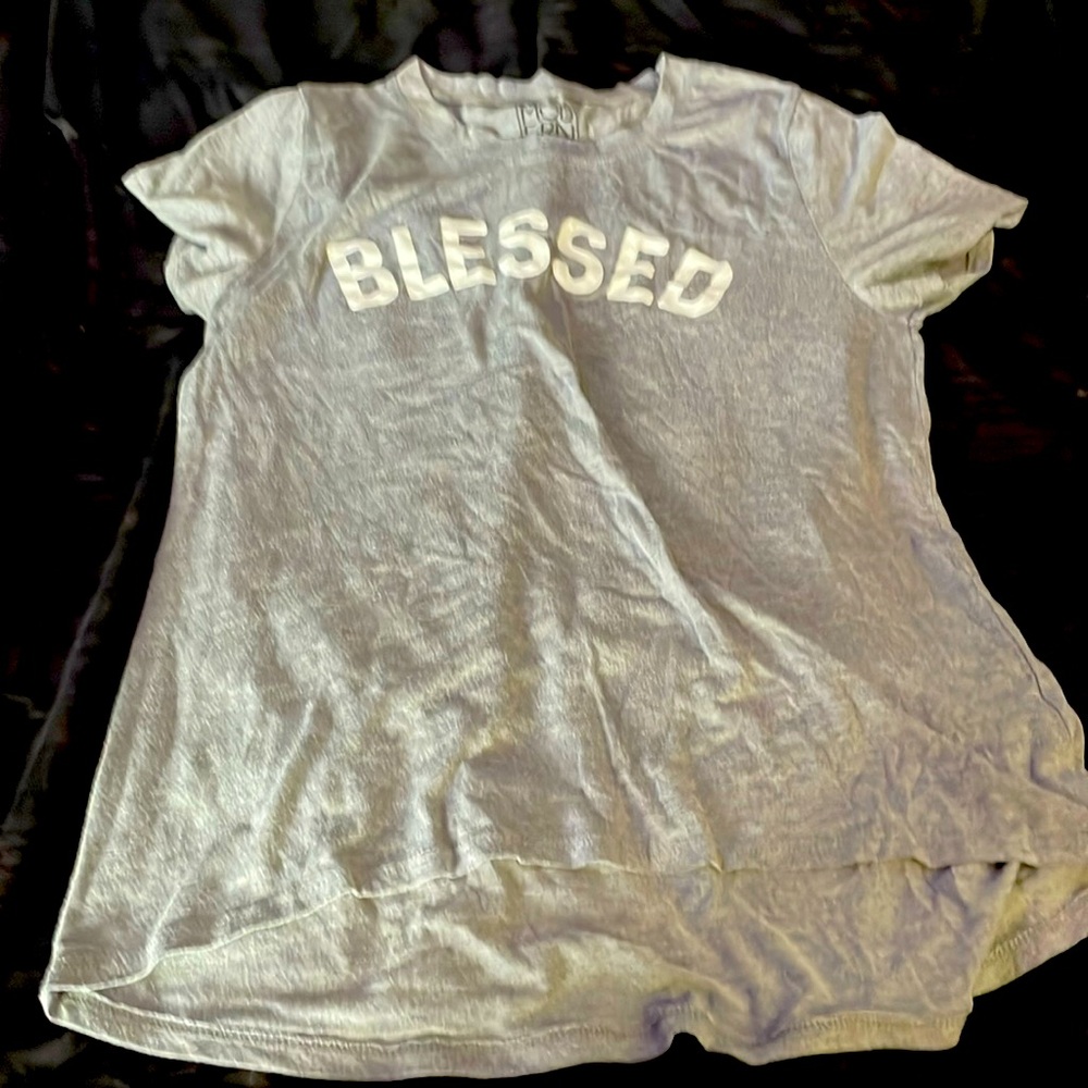 Women’s XL tshirt